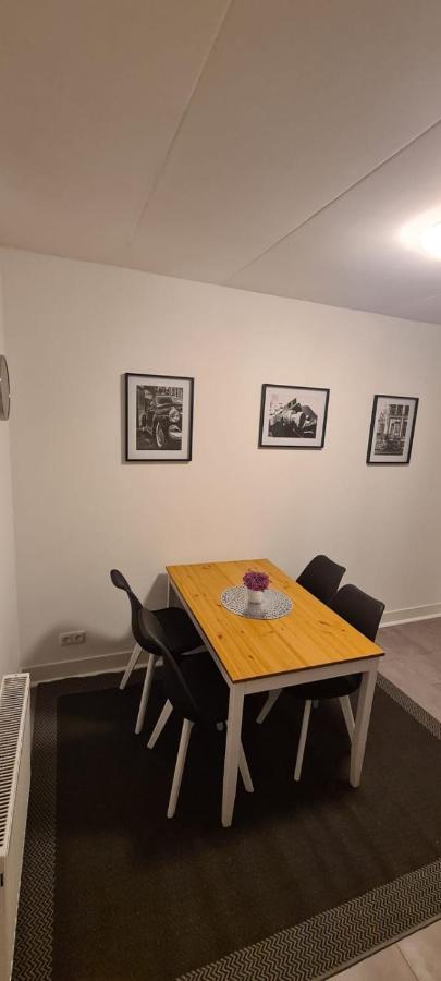Apartment/Wohnung Netflix+Prime Крефельд Экстерьер фото